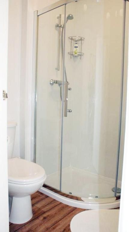 Bentons Guest House Cheltenham Bagian luar foto