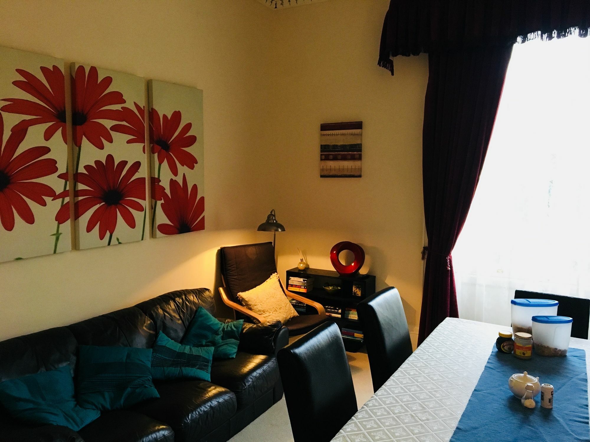 Bentons Guest House Cheltenham Bagian luar foto